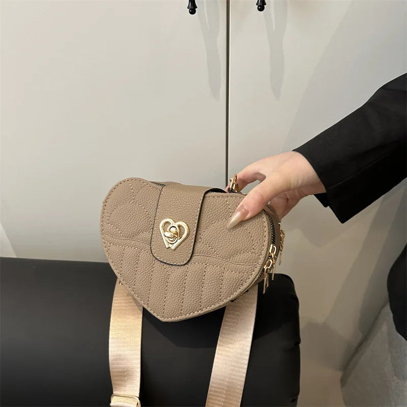 Classic Fashion Heart Shaped Shoulder Bag Messenger Bag Small Size