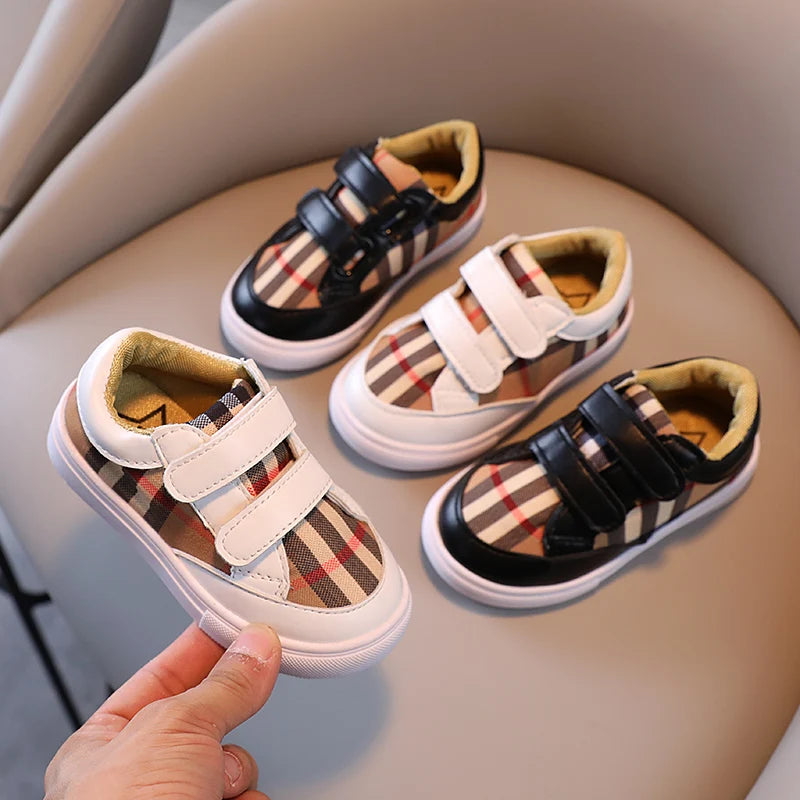 Spring Children's Casual Sports Shoes Size 21-30 Non-Slip Boys and Girls Sneakers for All Seasons