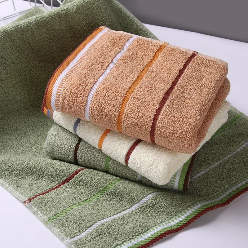 100 Percent Cotton Bathroom Face Towel Combed Cotton Solid Color Rectangle Machine Washable