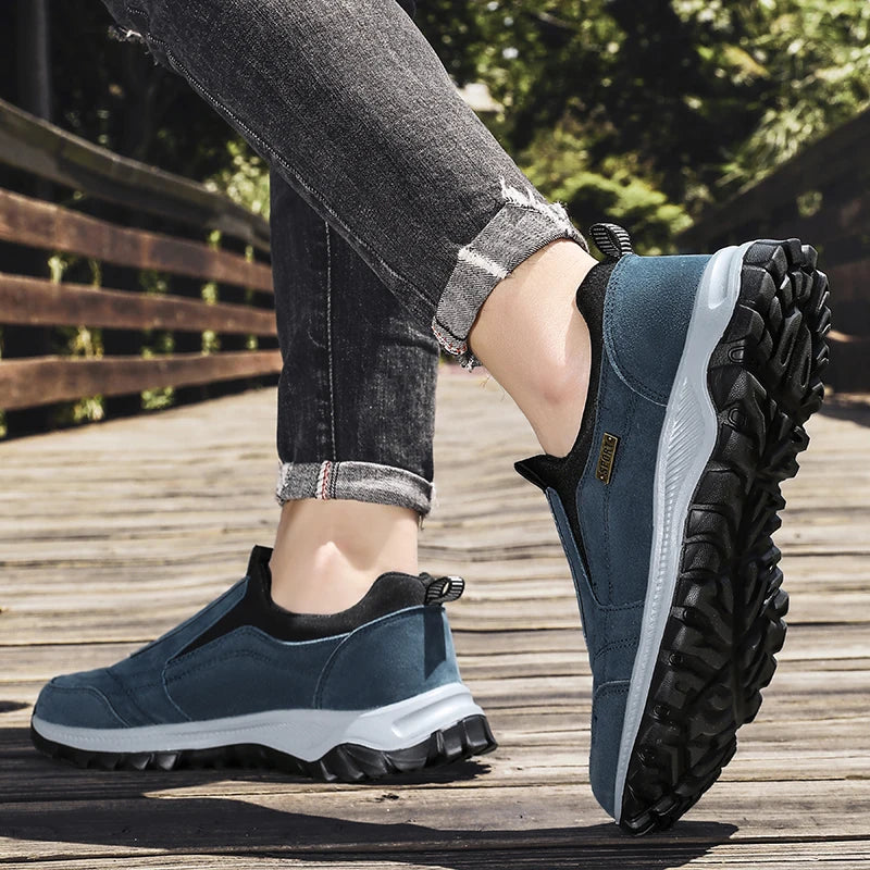 CC Chengta Outdoor Training Shoes for Men Breathable