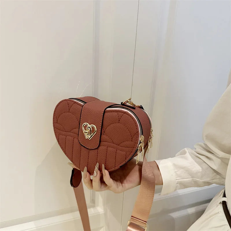 Classic Fashion Heart Shaped Shoulder Bag Messenger Bag Small Size