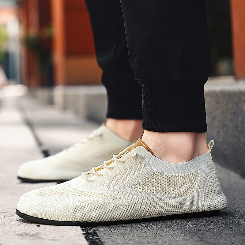 MAEDEF Men Shoes Mesh Breathable House Slippers Thin Bottom Light Comfortable Solid Color Flat Casual Walking Shoes
