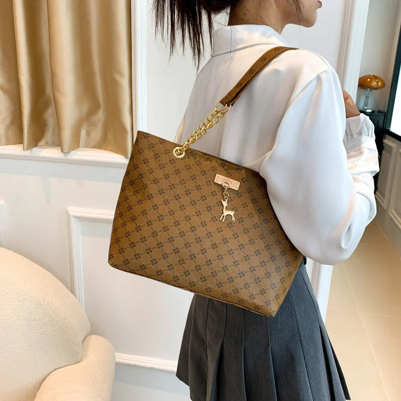 New Presbyopia Handbag Soft Leather Large Capacity Tote Women Bag With Hanging Accessories