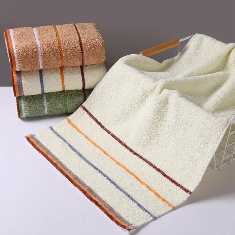 100 Percent Cotton Bathroom Face Towel Combed Cotton Solid Color Rectangle Machine Washable