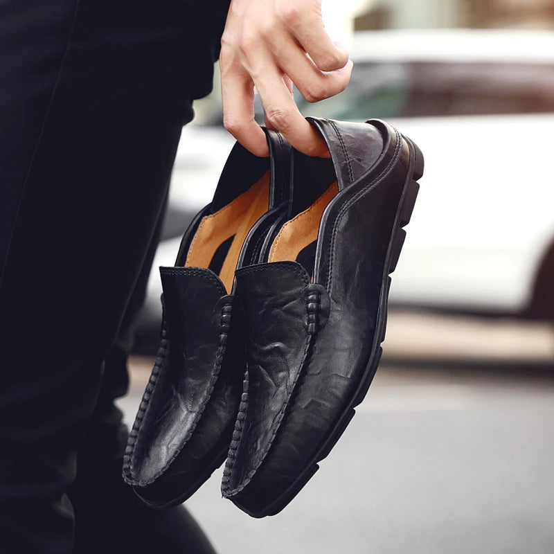 Summer Men Casual Shoes Leather Moccasins Breathable Slip On Boat Shoes Italian Luxury Brand Mens Driving Loafers Size 37 to 47
