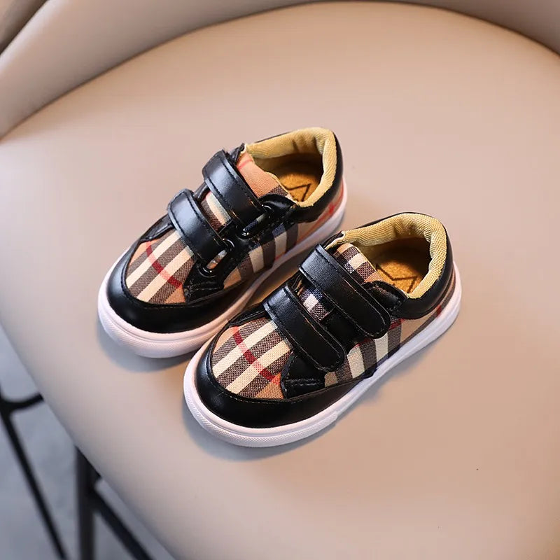 Spring Children's Casual Sports Shoes Size 21-30 Non-Slip Boys and Girls Sneakers for All Seasons
