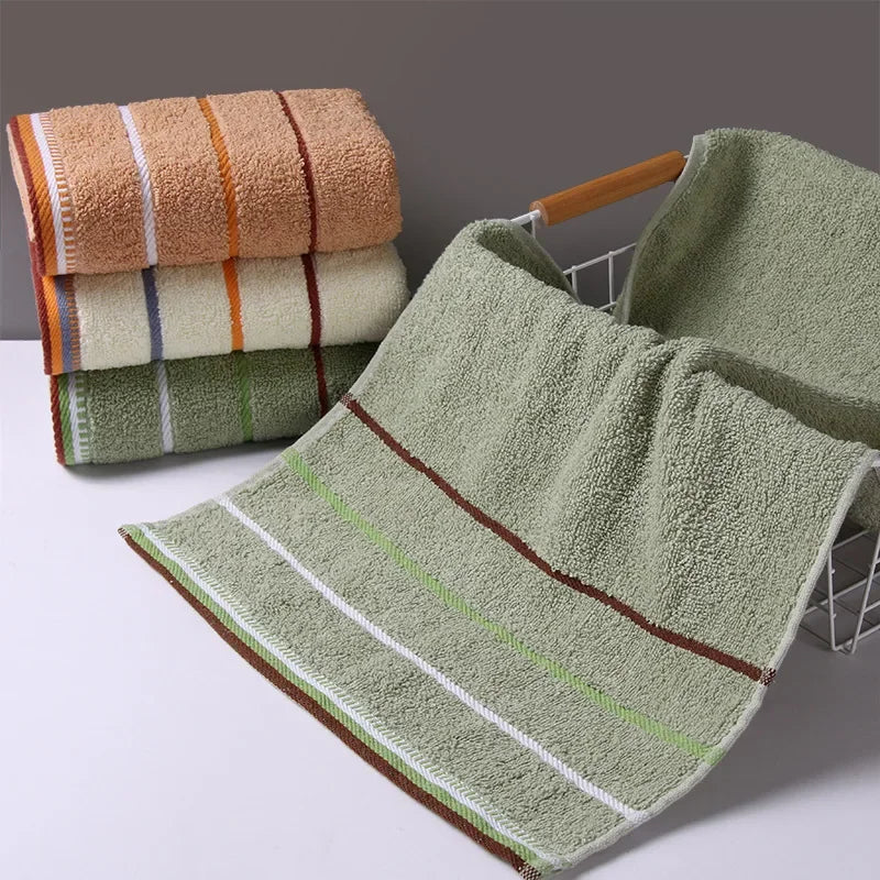 100 Percent Cotton Bathroom Face Towel Combed Cotton Solid Color Rectangle Machine Washable