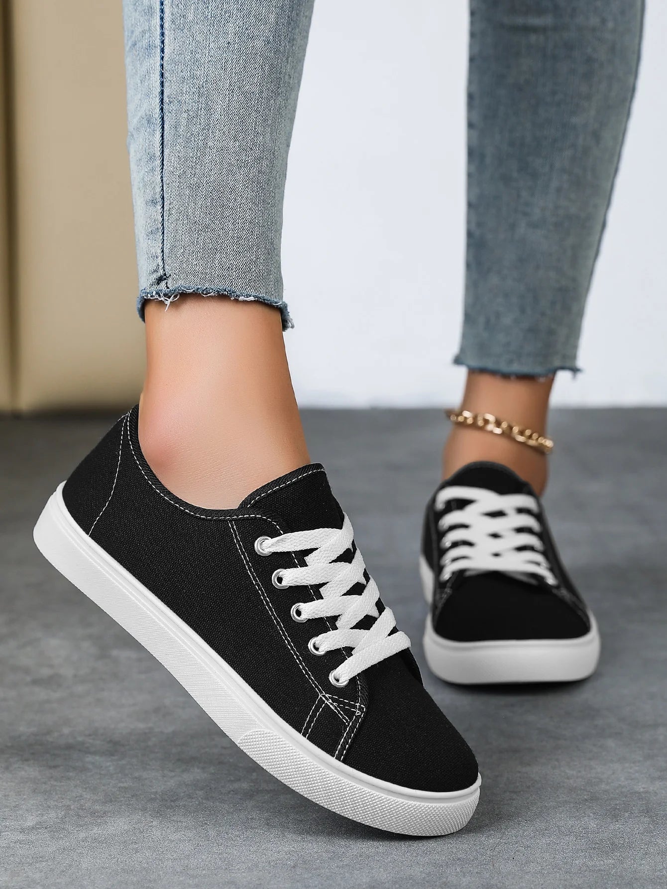 Summer Classic Versatile Breathable Canvas Shoes for Women Casual Lace-Up Footwear