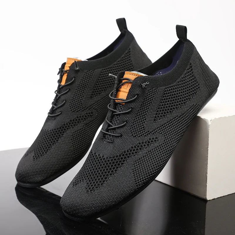 MAEDEF Men Shoes Mesh Breathable House Slippers Thin Bottom Light Comfortable Solid Color Flat Casual Walking Shoes