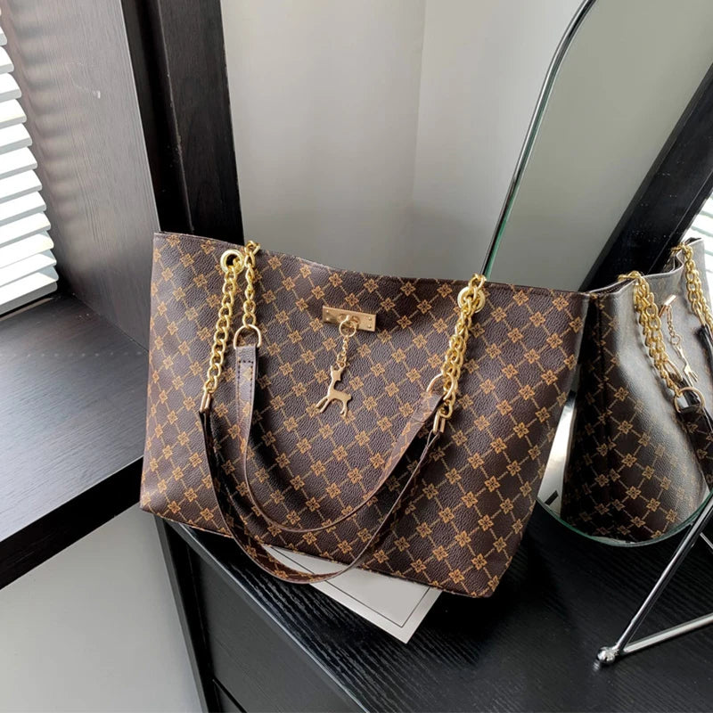 New Presbyopia Handbag Soft Leather Large Capacity Tote Women Bag With Hanging Accessories