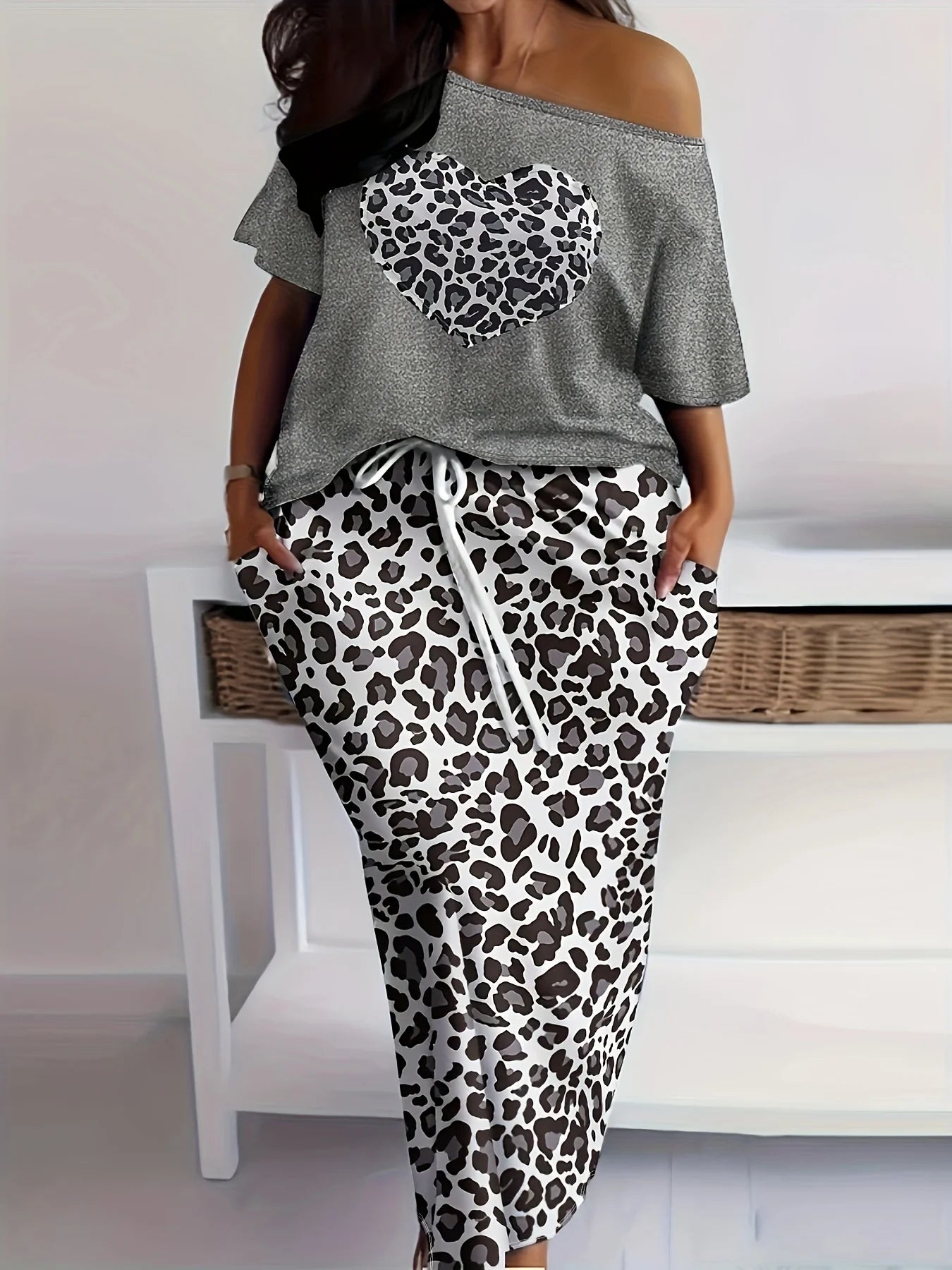 Oversized Heart Shaped Leopard Print Top And Skirt Set