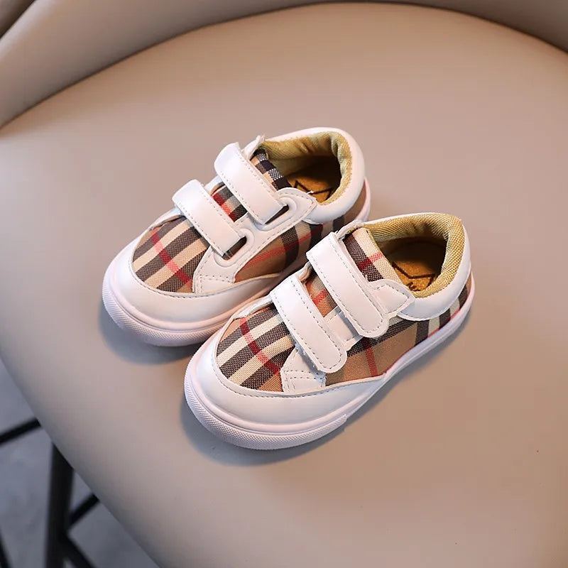 Spring Children's Casual Sports Shoes Size 21-30 Non-Slip Boys and Girls Sneakers for All Seasons