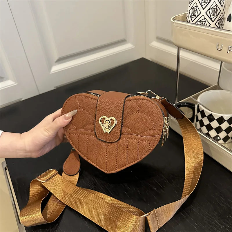 Classic Fashion Heart Shaped Shoulder Bag Messenger Bag Small Size