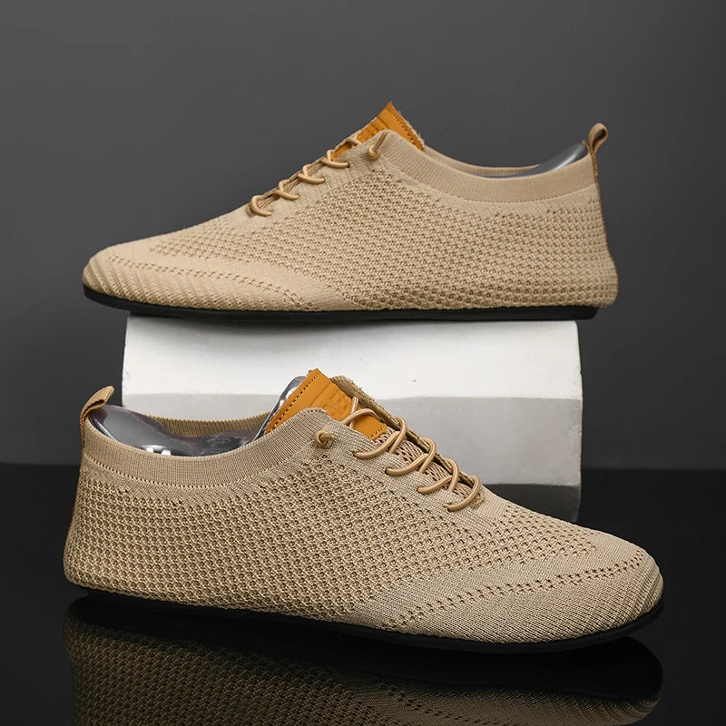 MAEDEF Men Shoes Mesh Breathable House Slippers Thin Bottom Light Comfortable Solid Color Flat Casual Walking Shoes