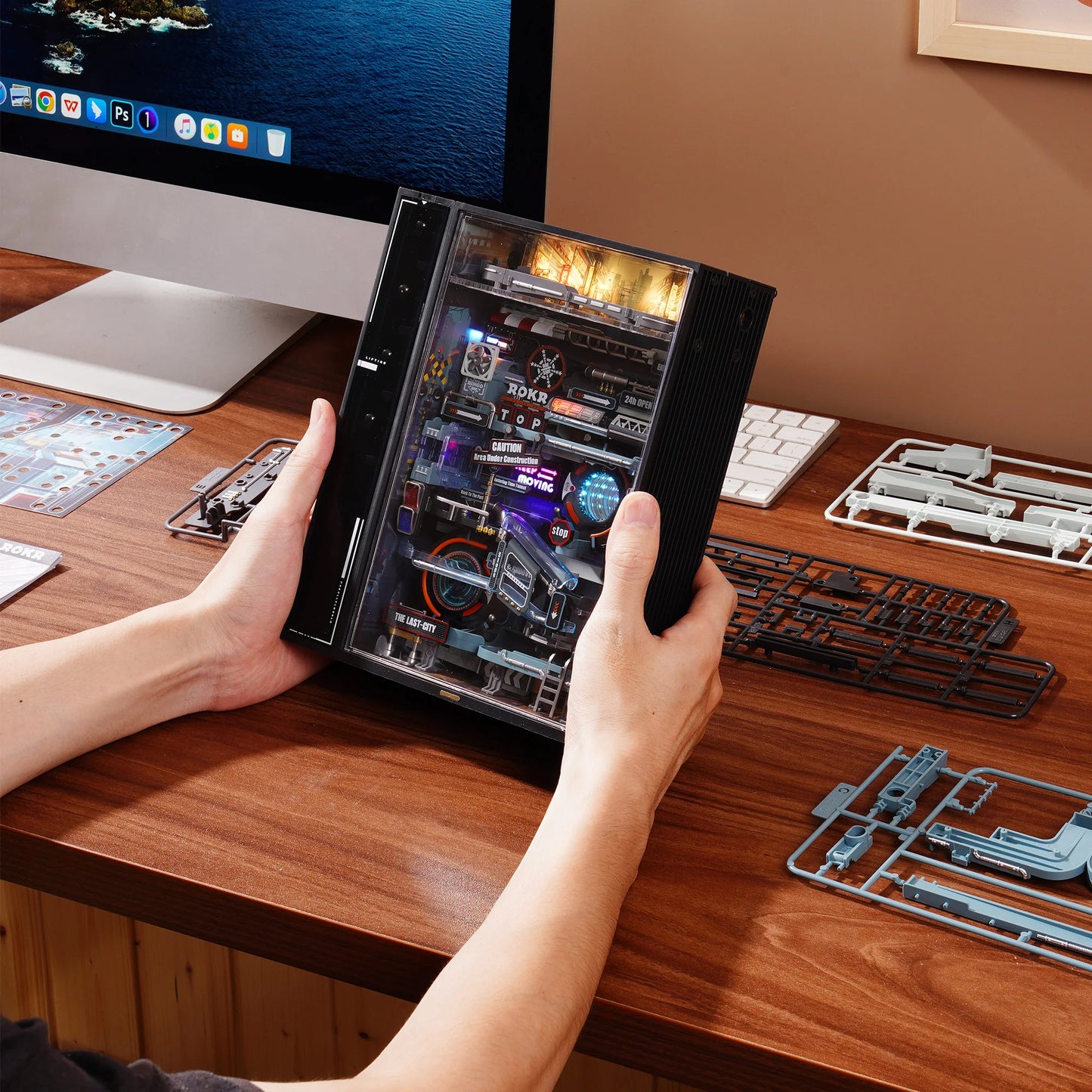 Robotime Rokr The Last City -Futuristic Marble Run Cyberpunk Gift for Men 3D Puzzle Model Gaming Decoration Automatic