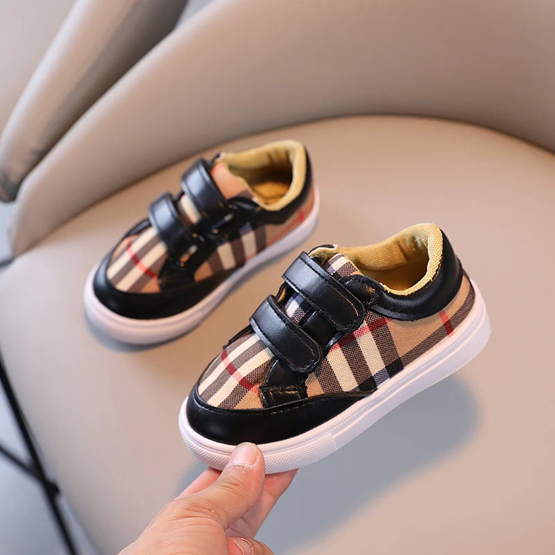 Spring Children's Casual Sports Shoes Size 21-30 Non-Slip Boys and Girls Sneakers for All Seasons