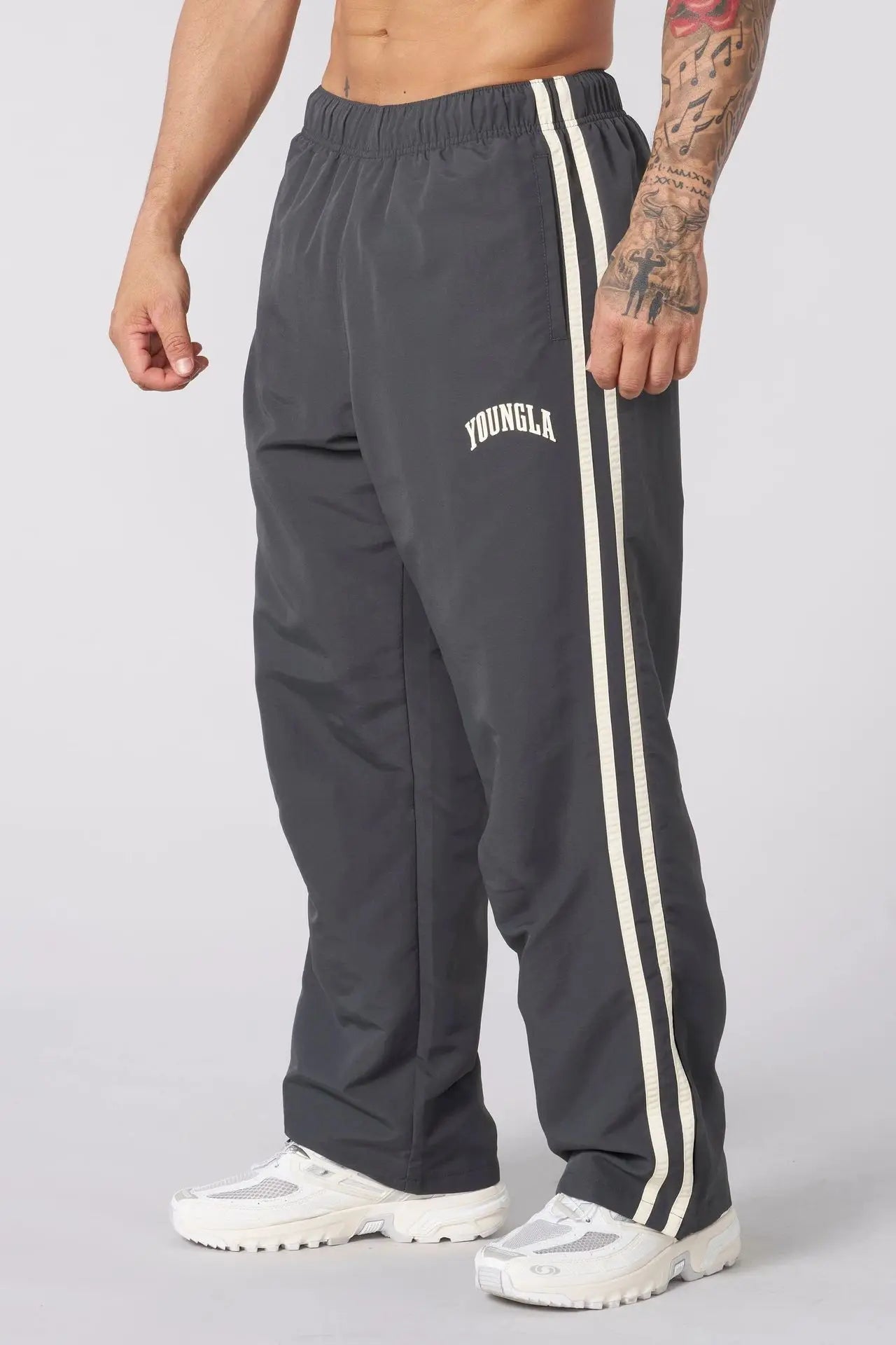 Spring and Autumn New Men's Sports Pants with Double Stripe Design Casual Wear
