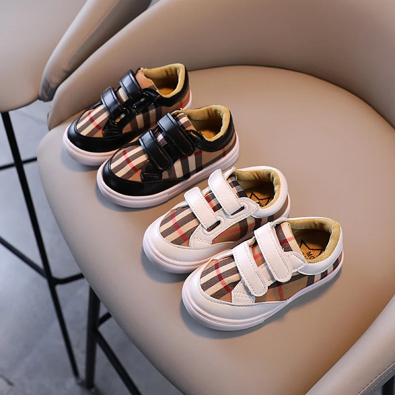 Spring Children's Casual Sports Shoes Size 21-30 Non-Slip Boys and Girls Sneakers for All Seasons
