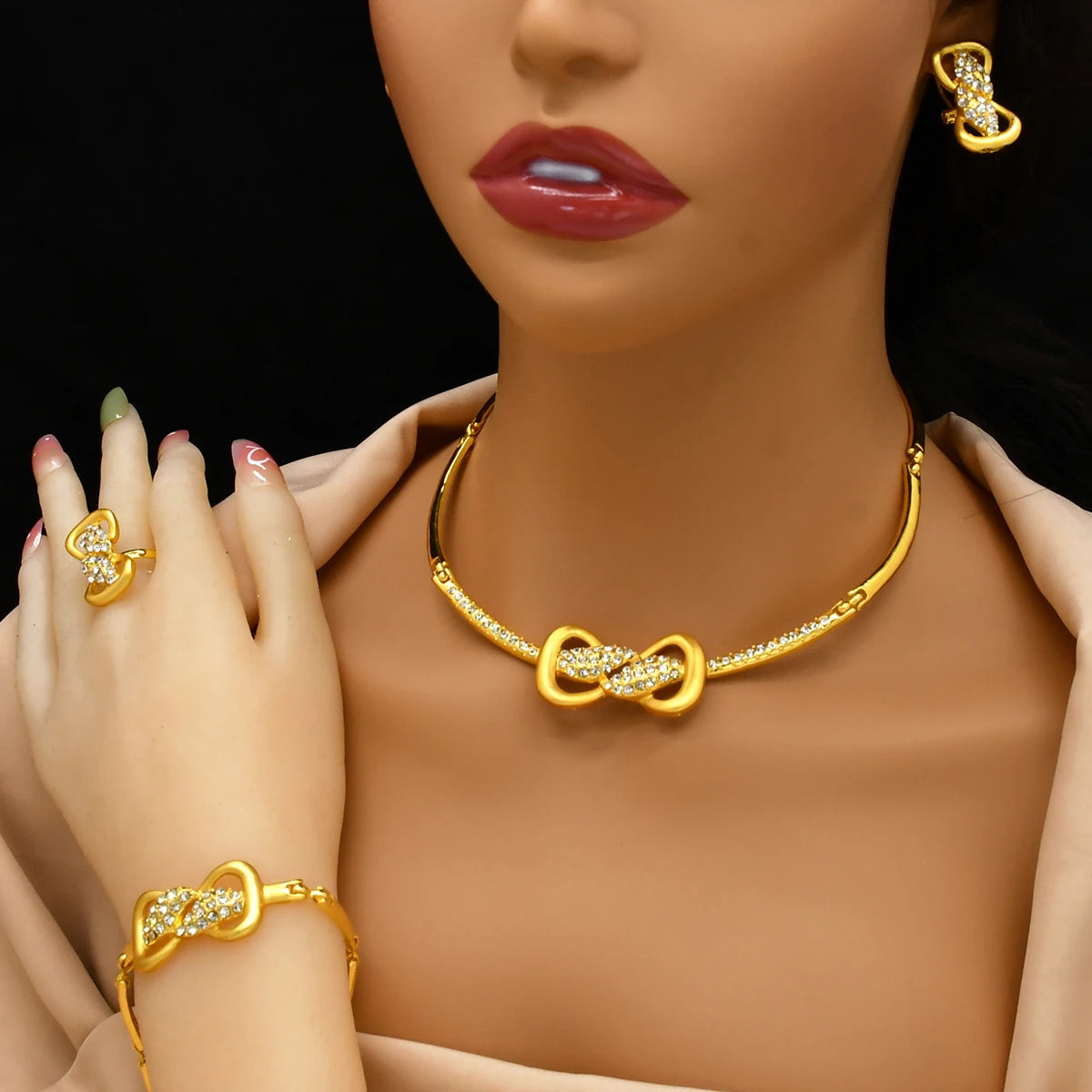 Dubai Luxury Nigerian Wedding Golden Jewelry Sets For Lady Bridal Necklace Sets Indian Party Jewellery Engagement Gifts