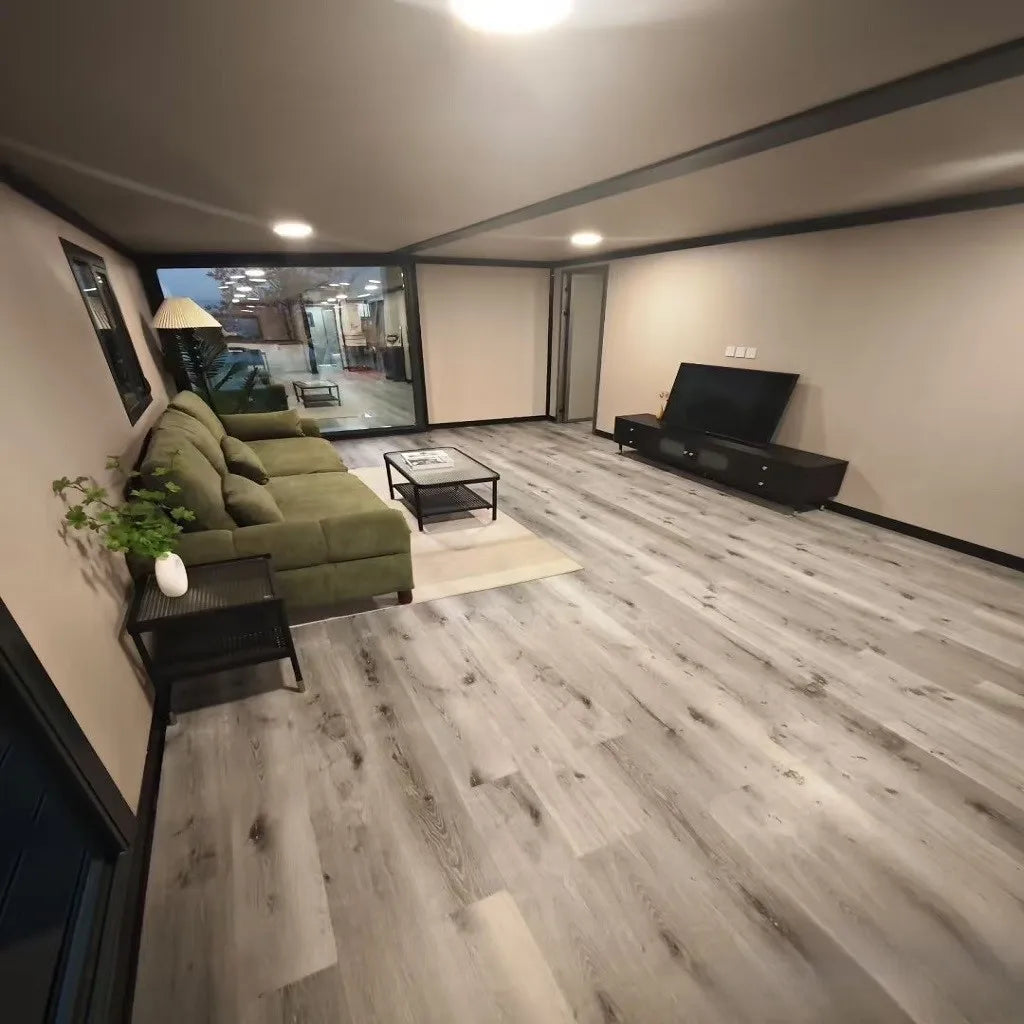 Two Story Mobile Foldable Container House 20ft Expandable Prefab Home with Wheels for Hotel Resort Cabin Outdoor Living