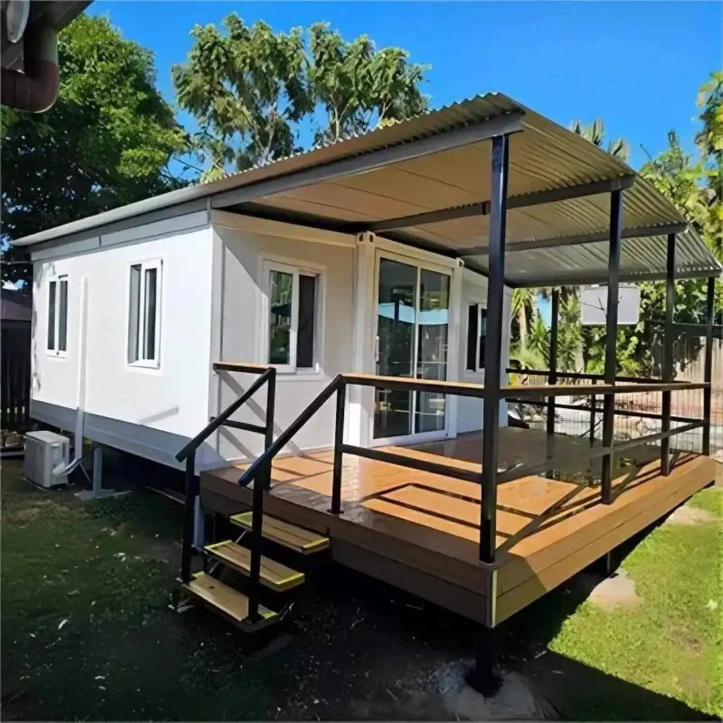 Two Story Mobile Foldable Container House 20ft Expandable Prefab Home with Wheels for Hotel Resort Cabin Outdoor Living