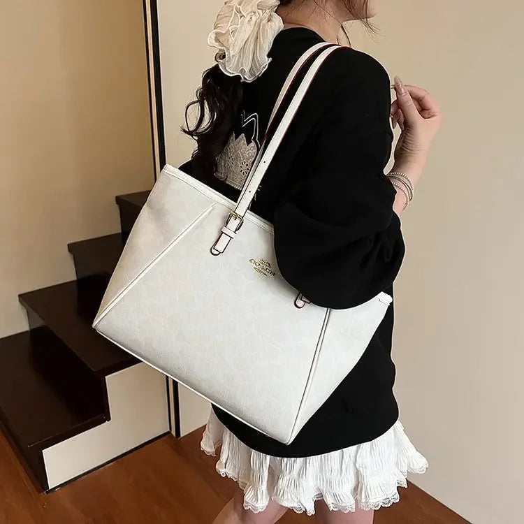 2025 Women's Tote Bag Ample Storage Stylish Single Shoulder Design Ultra Versatile for Effortless Commuting
