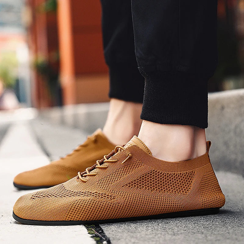 MAEDEF Men Shoes Mesh Breathable House Slippers Thin Bottom Light Comfortable Solid Color Flat Casual Walking Shoes