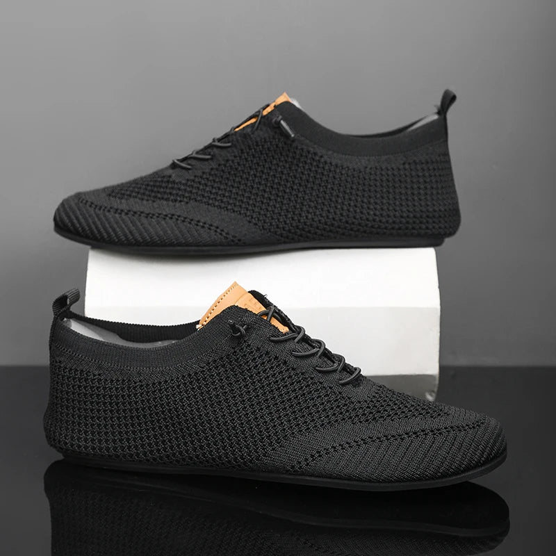 MAEDEF Men Shoes Mesh Breathable House Slippers Thin Bottom Light Comfortable Solid Color Flat Casual Walking Shoes