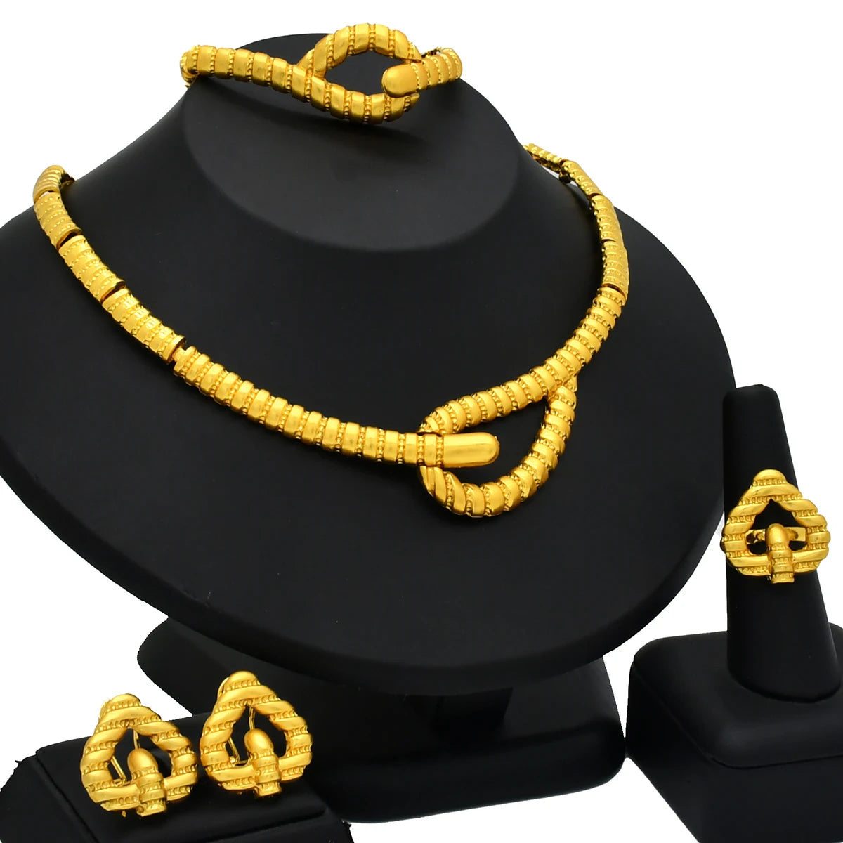 Dubai Luxury Nigerian Wedding Golden Jewelry Sets For Lady Bridal Necklace Sets Indian Party Jewellery Engagement Gifts