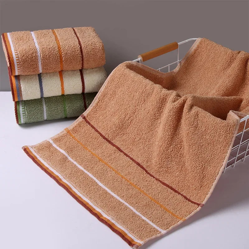 100 Percent Cotton Bathroom Face Towel Combed Cotton Solid Color Rectangle Machine Washable
